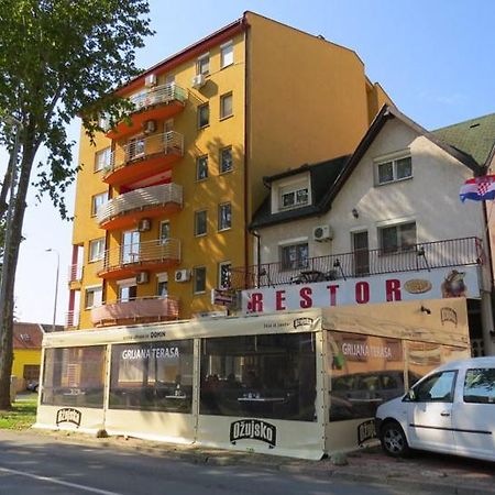 Domin Osijek Hotel Exterior foto